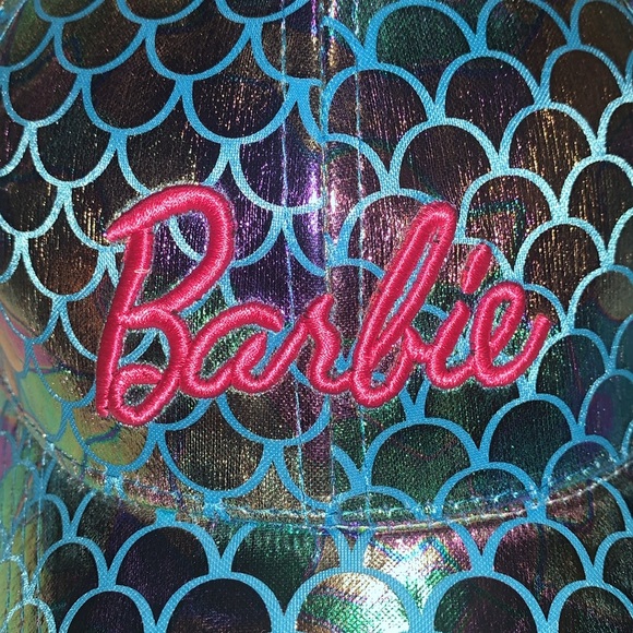 BARBIE Iridescent baseball cap 🧢 - Picture 2 of 5